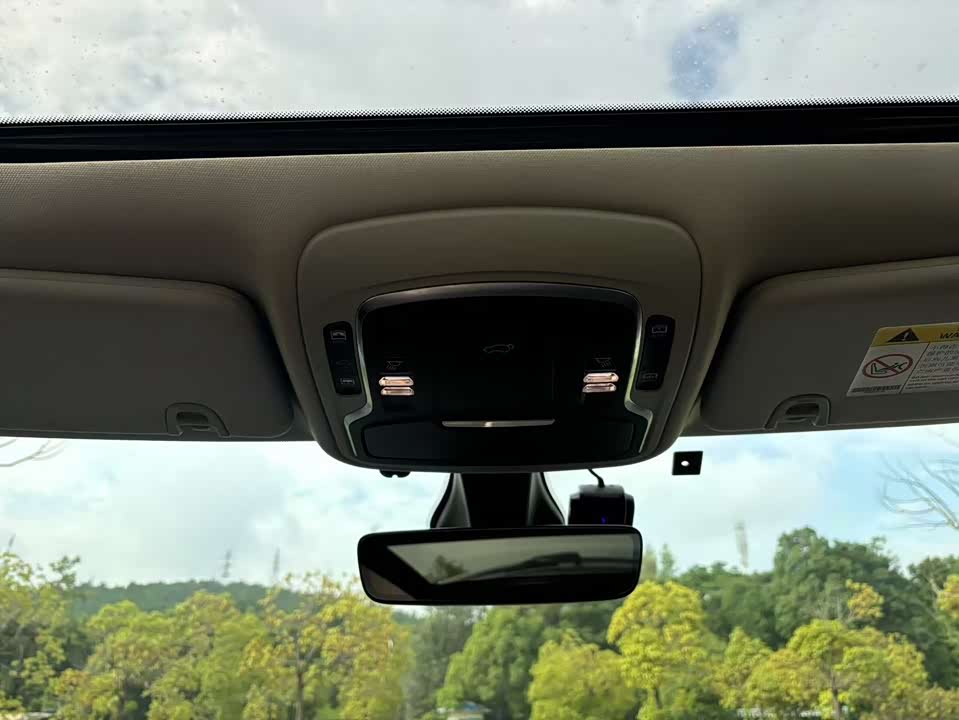 Jeep Grand Commander