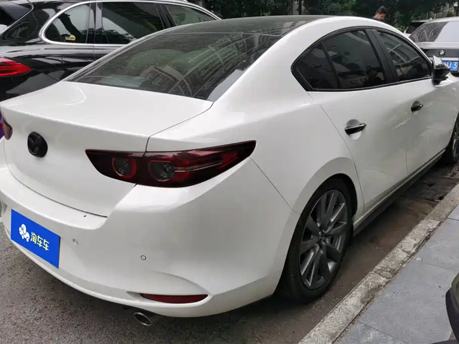 Mazda 3 Angkesaila