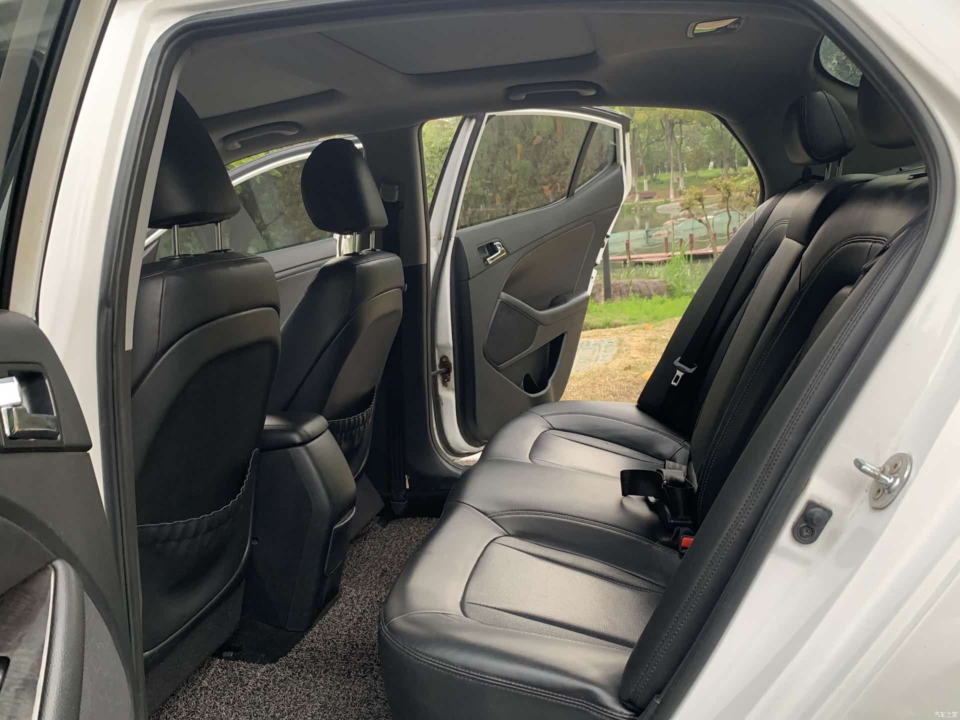 Kia K5, 2014 9
