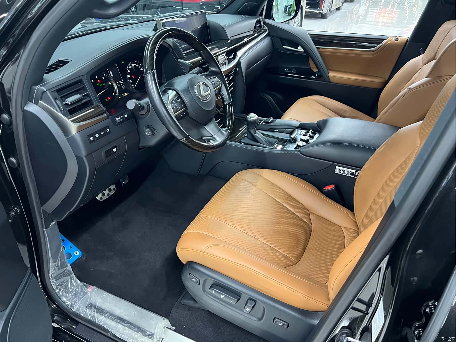 Lexus LX, 2022 20