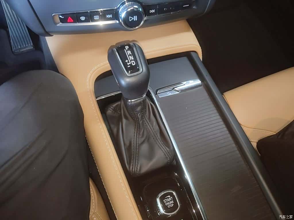 Volvo V90, 2019 14
