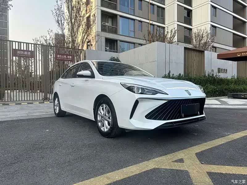 Roewe i5, 2025 3