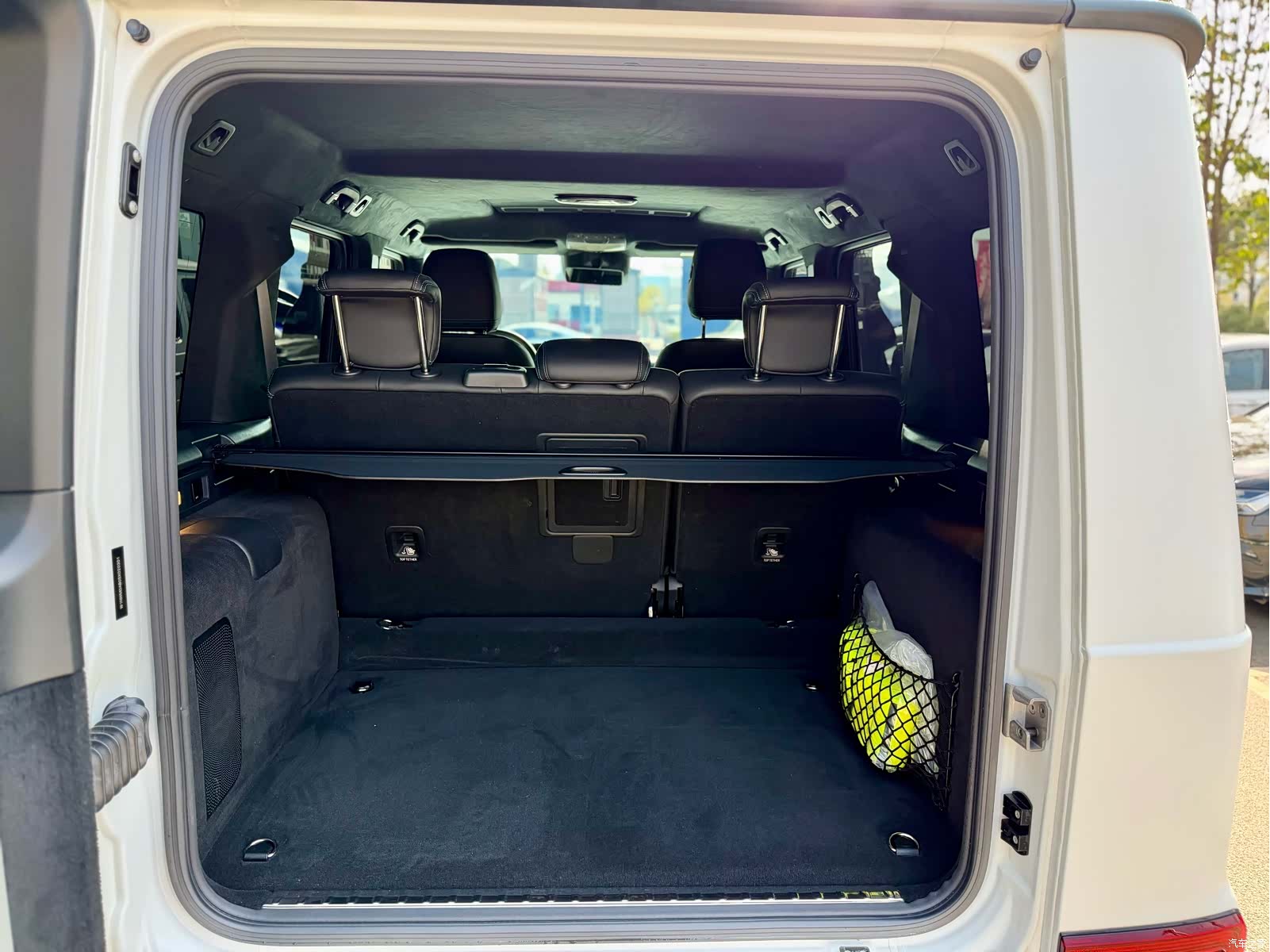 Mercedes-Benz G-Class, 2025 24