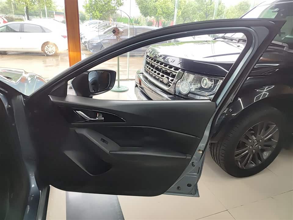 Mazda 3 Angkesaila Mazda 3 Angkesaila