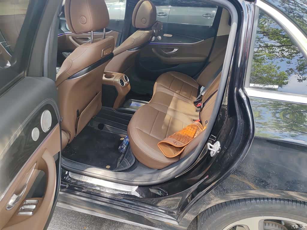 Mercedes-Benz E-Class, 2019 13