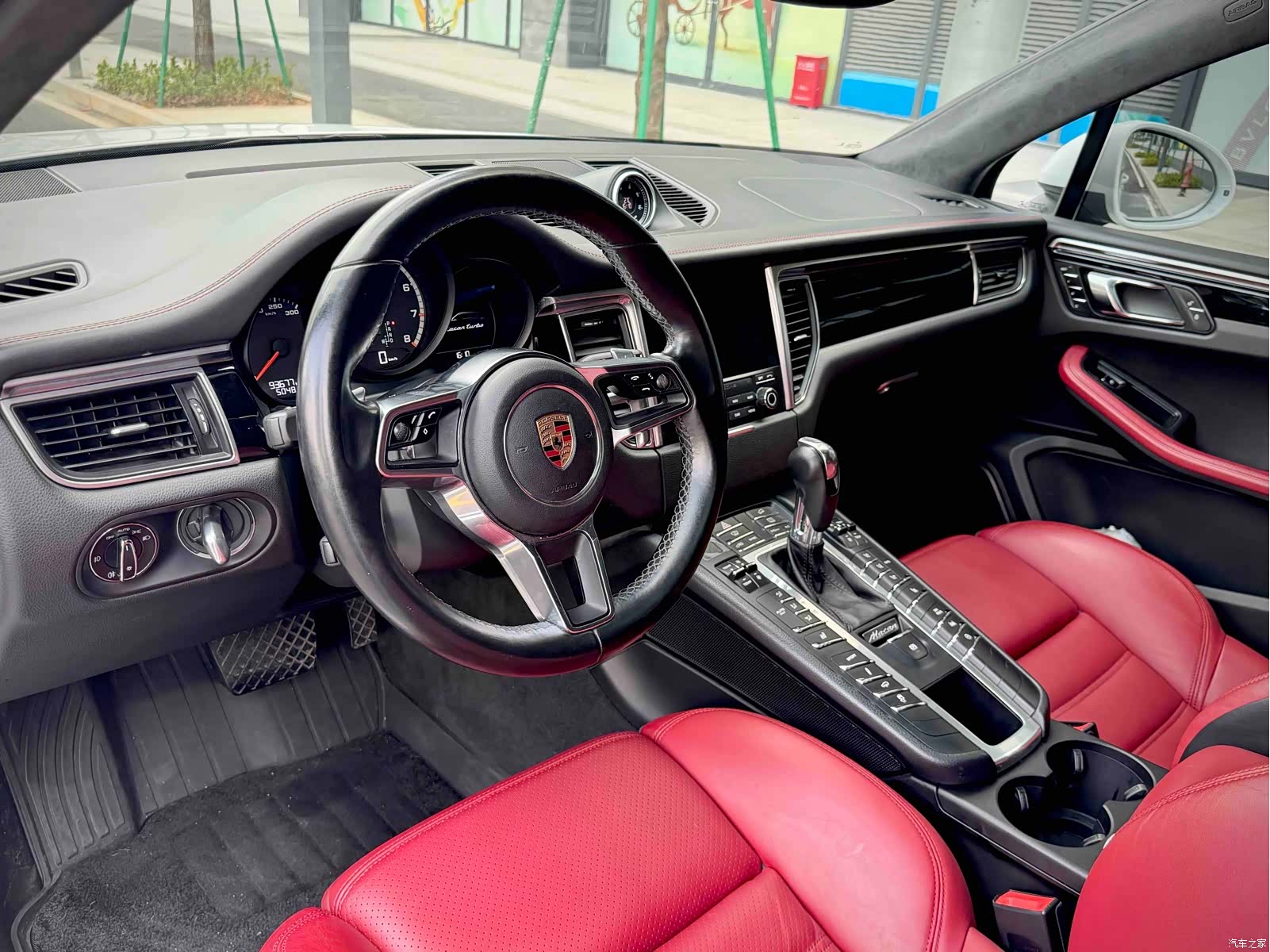Porsche Macan, 2017 3