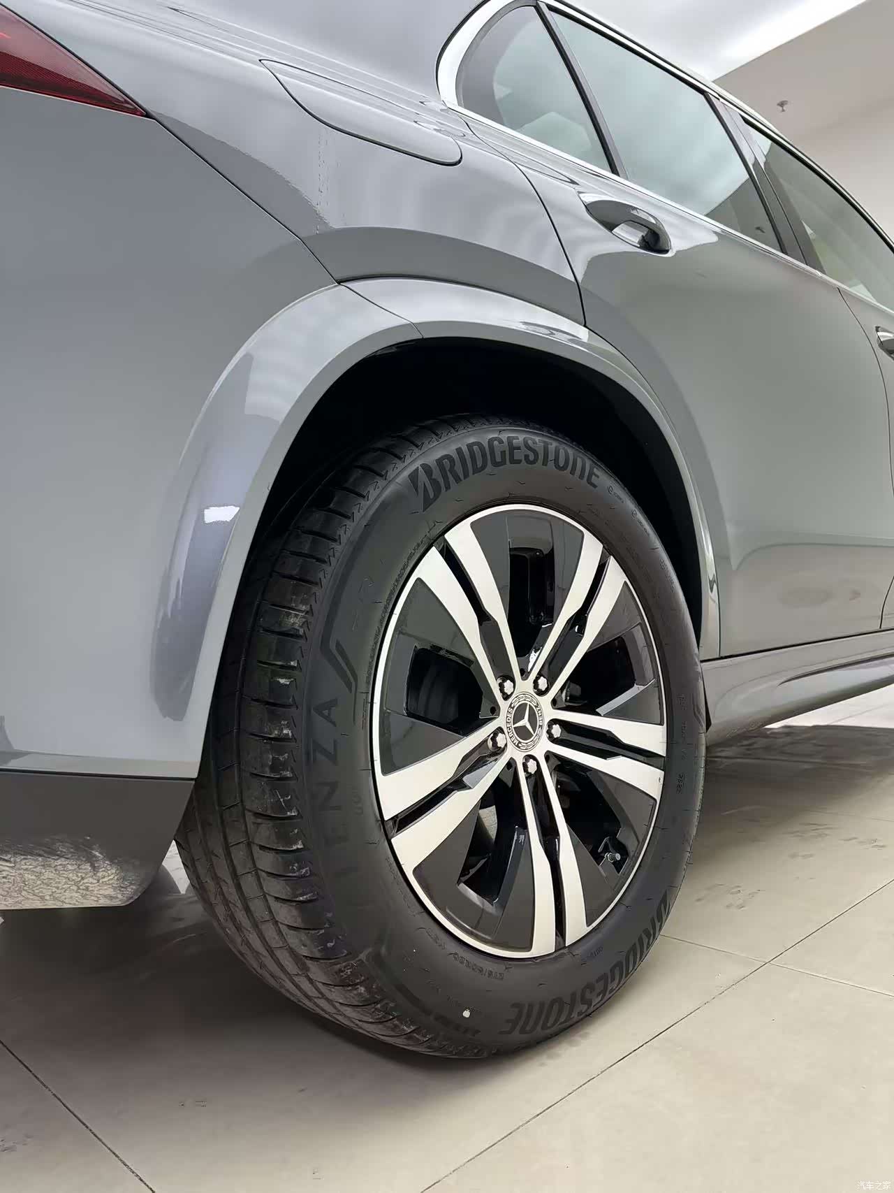 Mercedes-Benz GLE, 2026 11