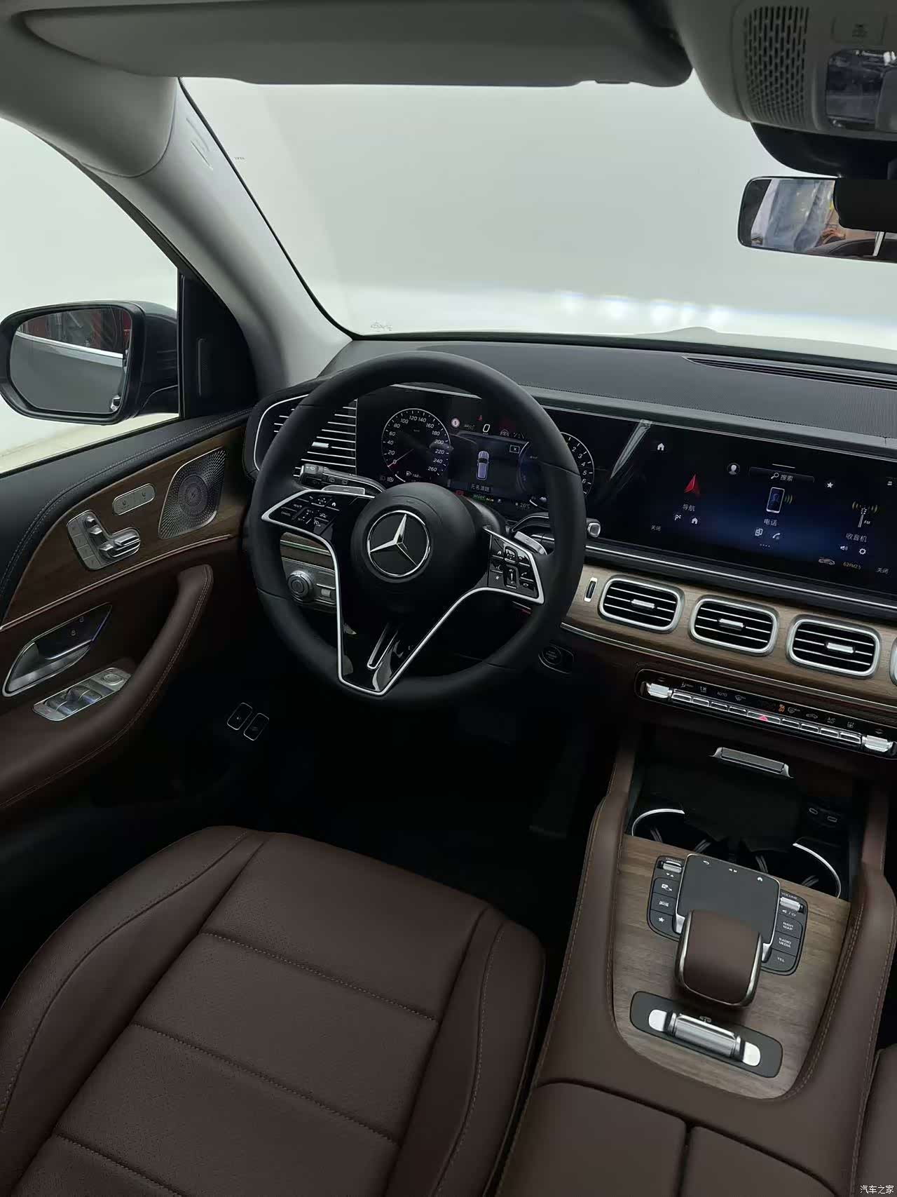 Mercedes-Benz GLE, 2026 8