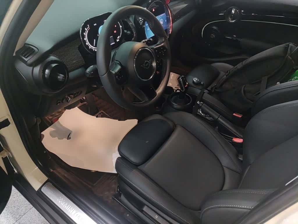Mini Cooper, 2022 15