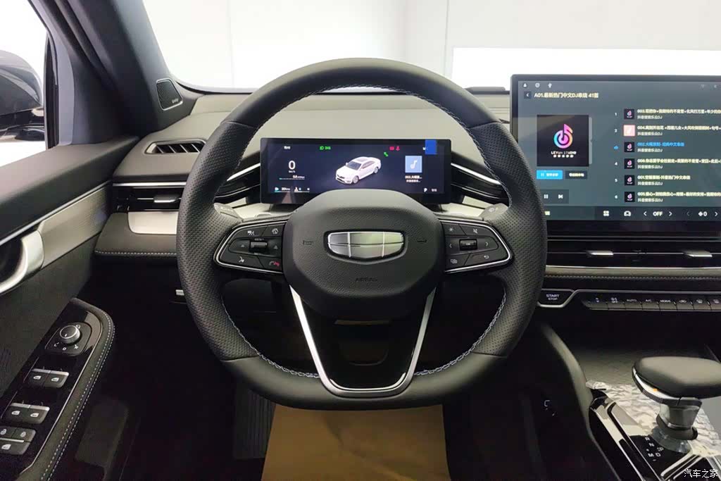 Geely Preface, 2025 15