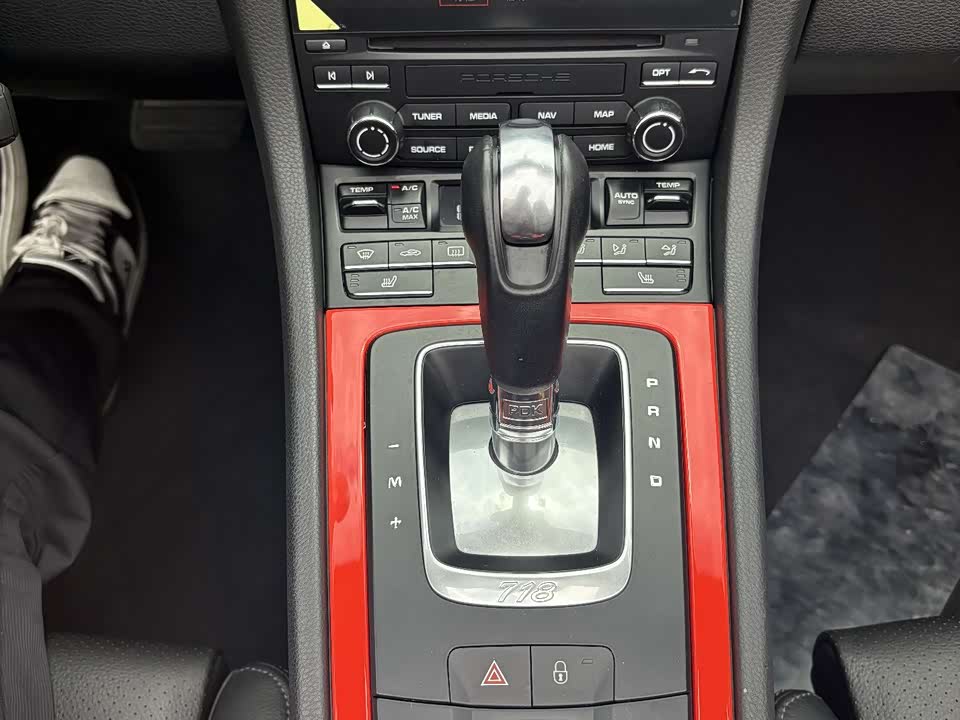 Porsche 718