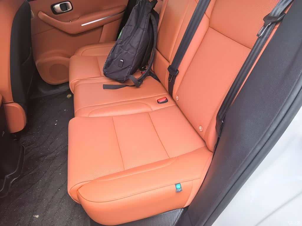 Leapmotor C10, 2025 13