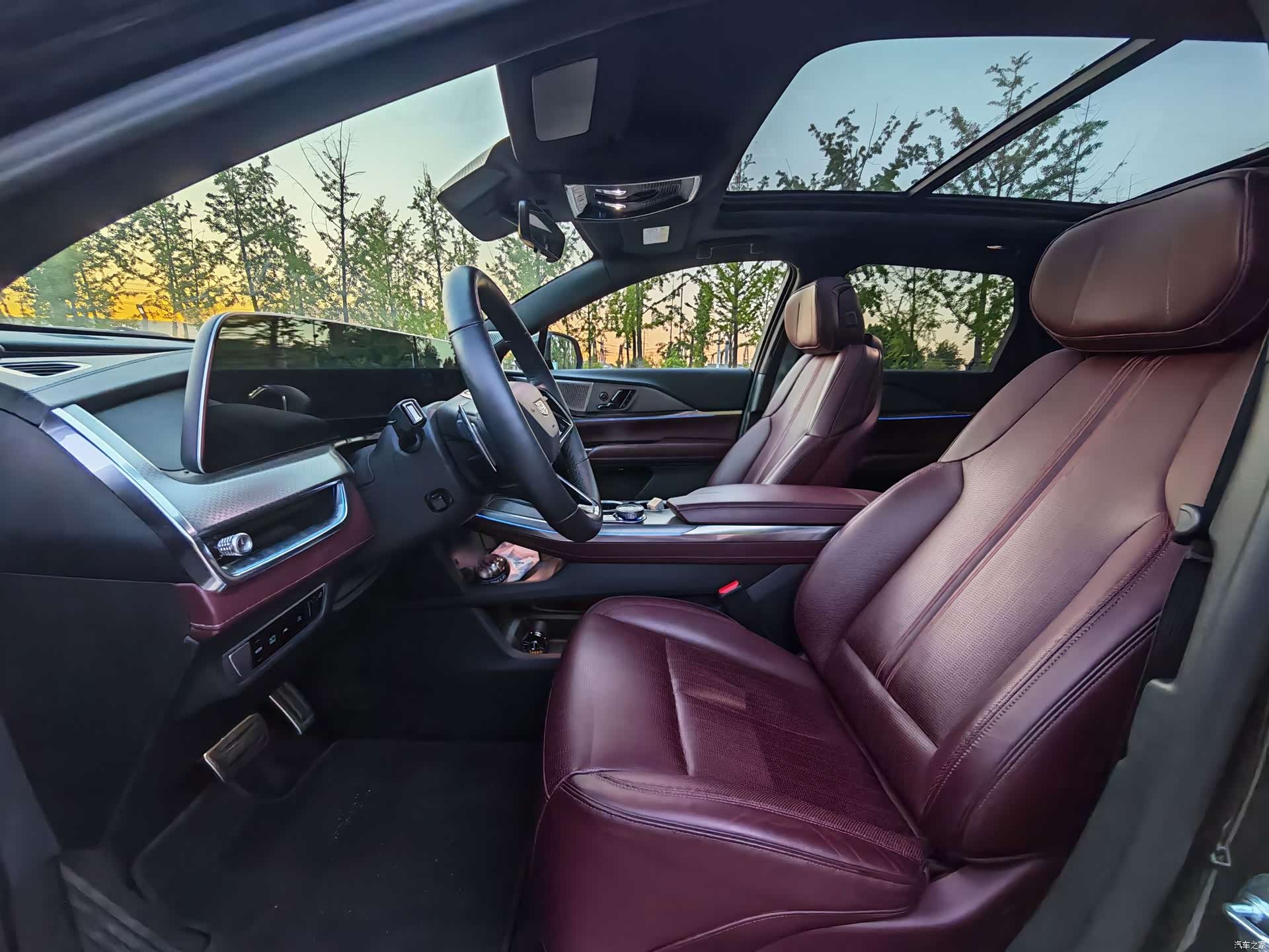 Cadillac XT5, 2025 13