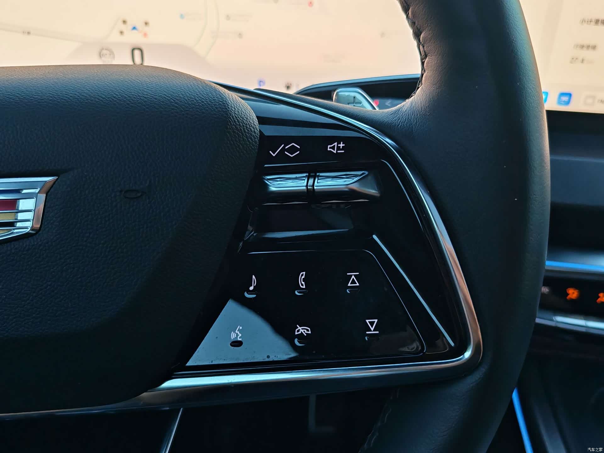 Cadillac XT5, 2025 29