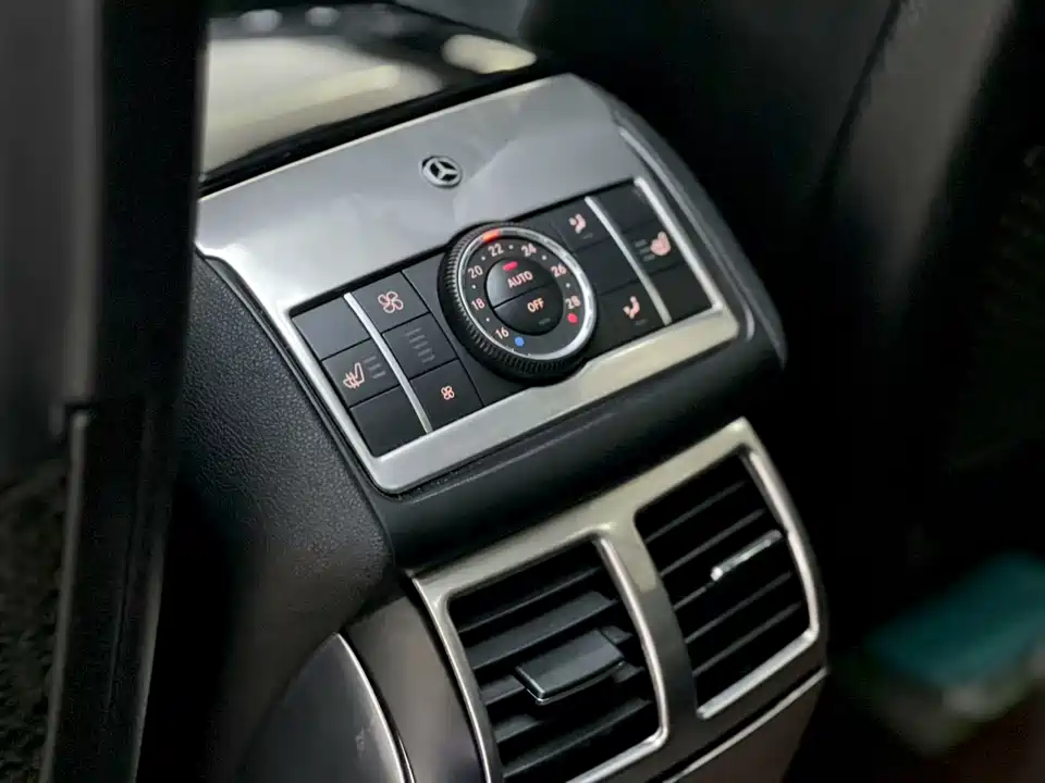 Mercedes-Benz R-class Mercedes-Benz R-class