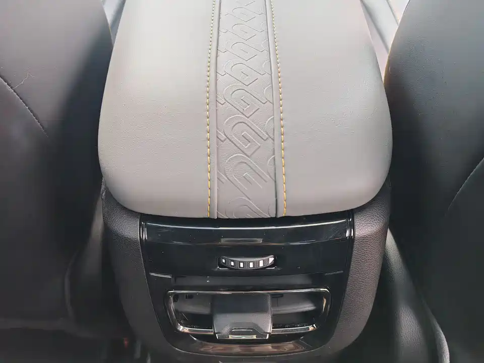 Trumpchi Shadow Leopard