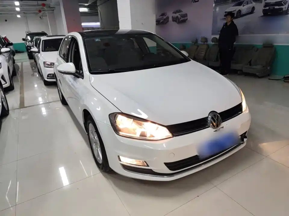 Volkswagen golf