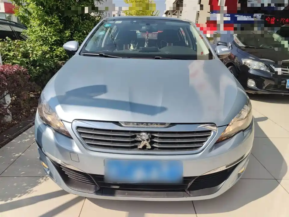 Peugeot 308S