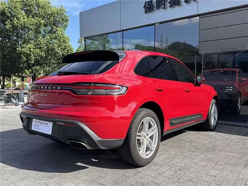 Porsche Macan