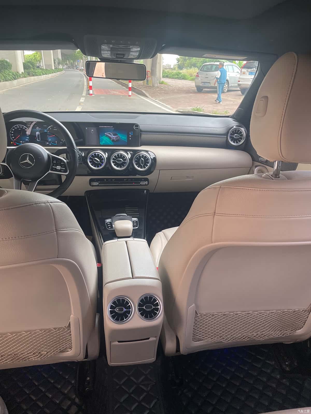 Mercedes-Benz A-Class, 2019 8