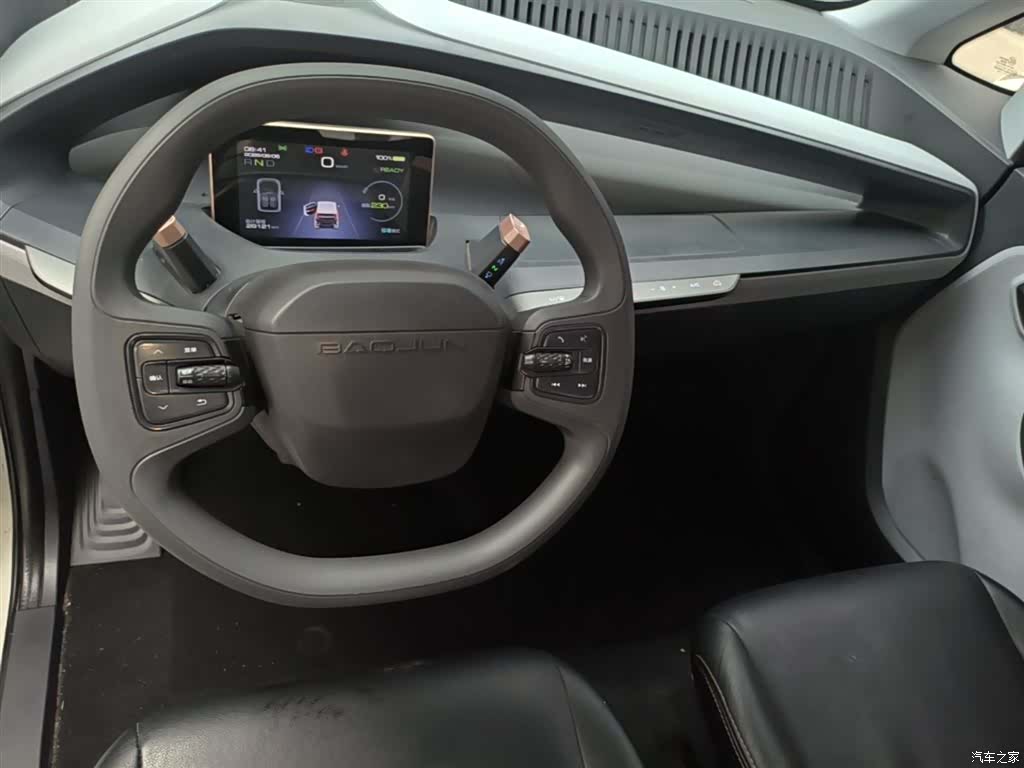 Wuling E200, 2019 10
