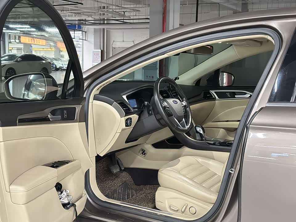 Ford Mondeo Ford Mondeo
