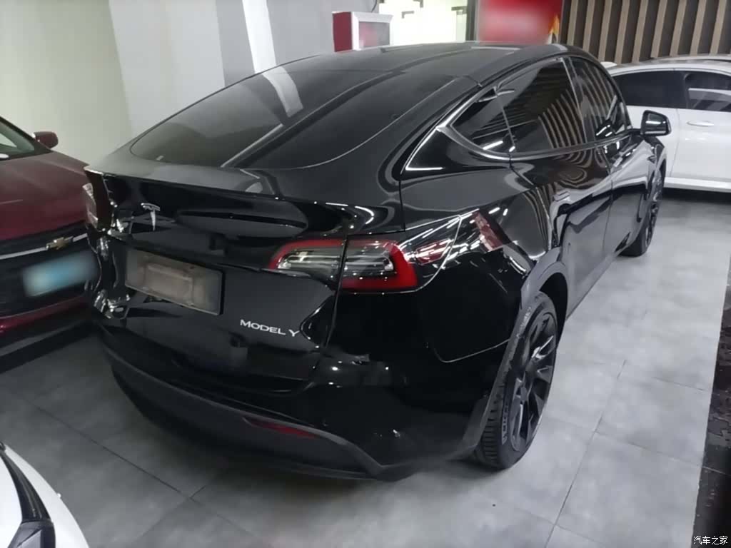 Tesla Model Y, 2021 7