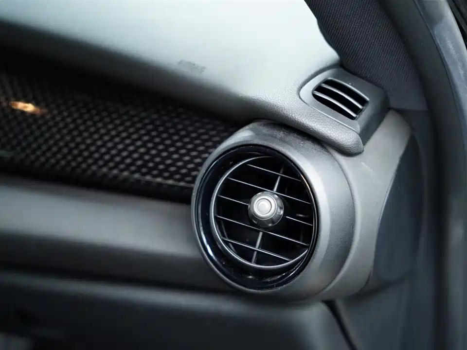 MINI JCW