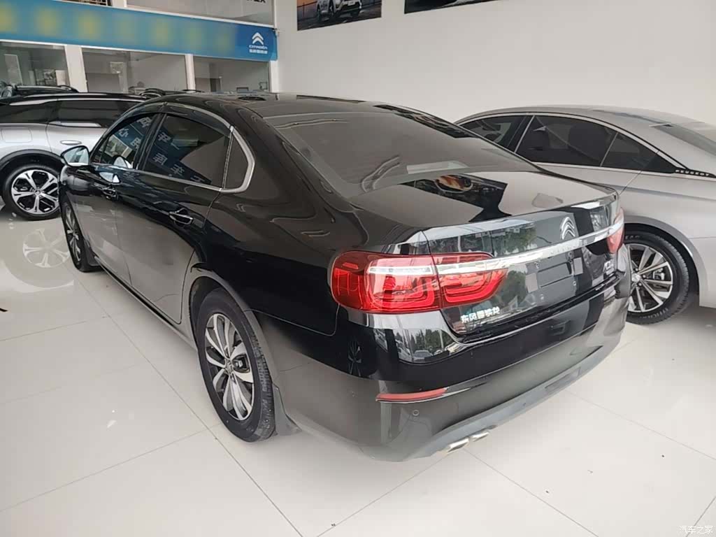 Citroen C6, 2023 все фото