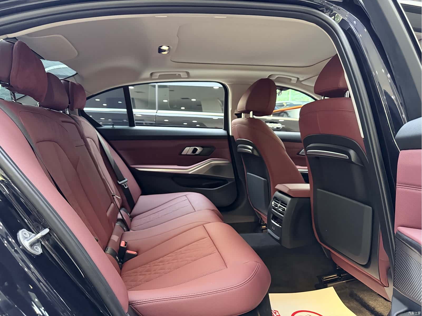 BMW 3 Series, 2022 11