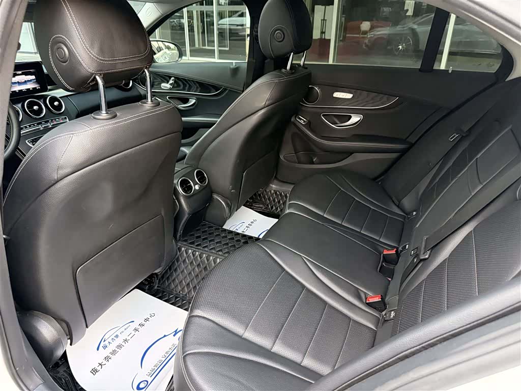 Mercedes-Benz C-Class, 2018 16