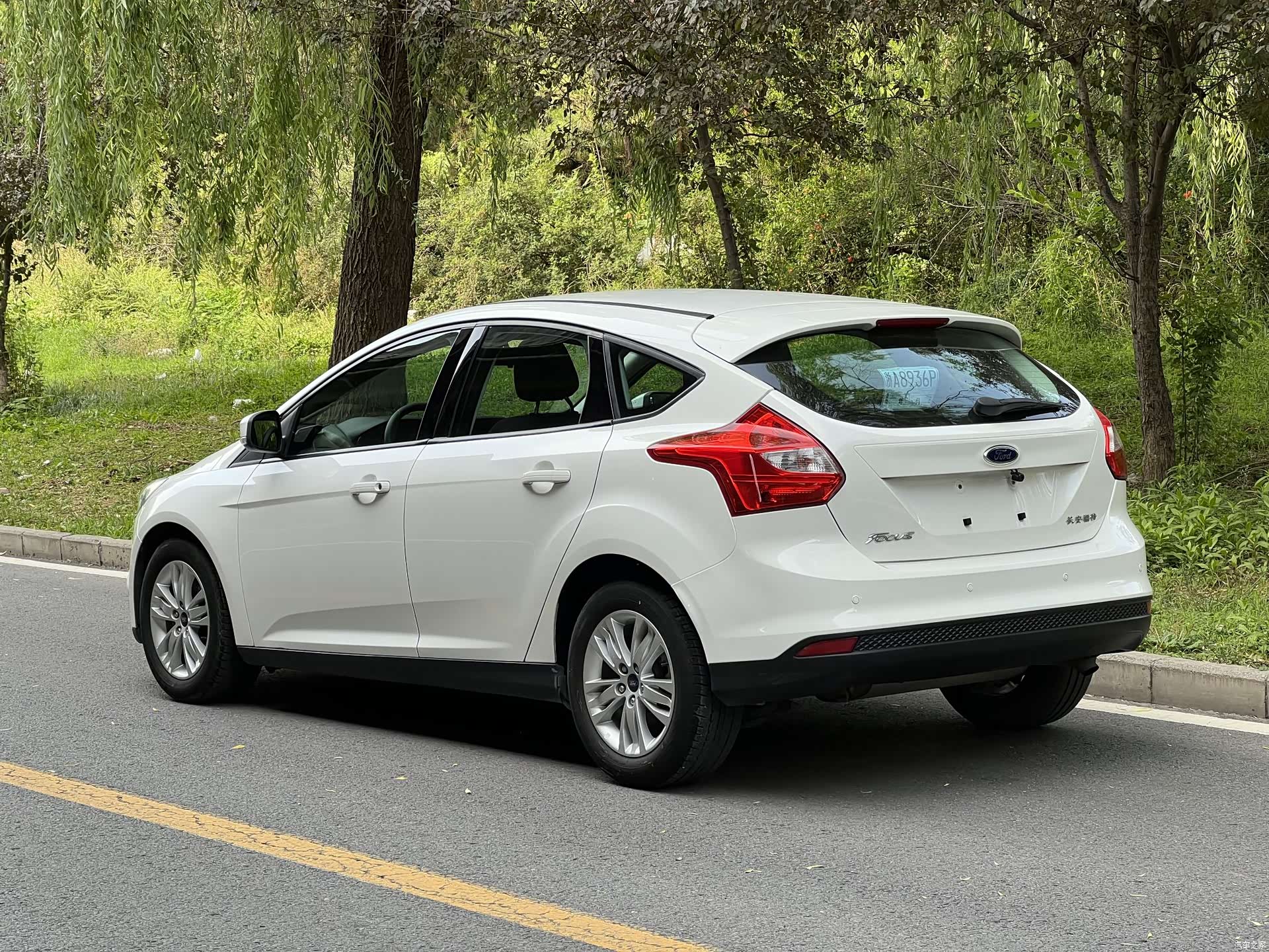 Ford Focus, 2015 9