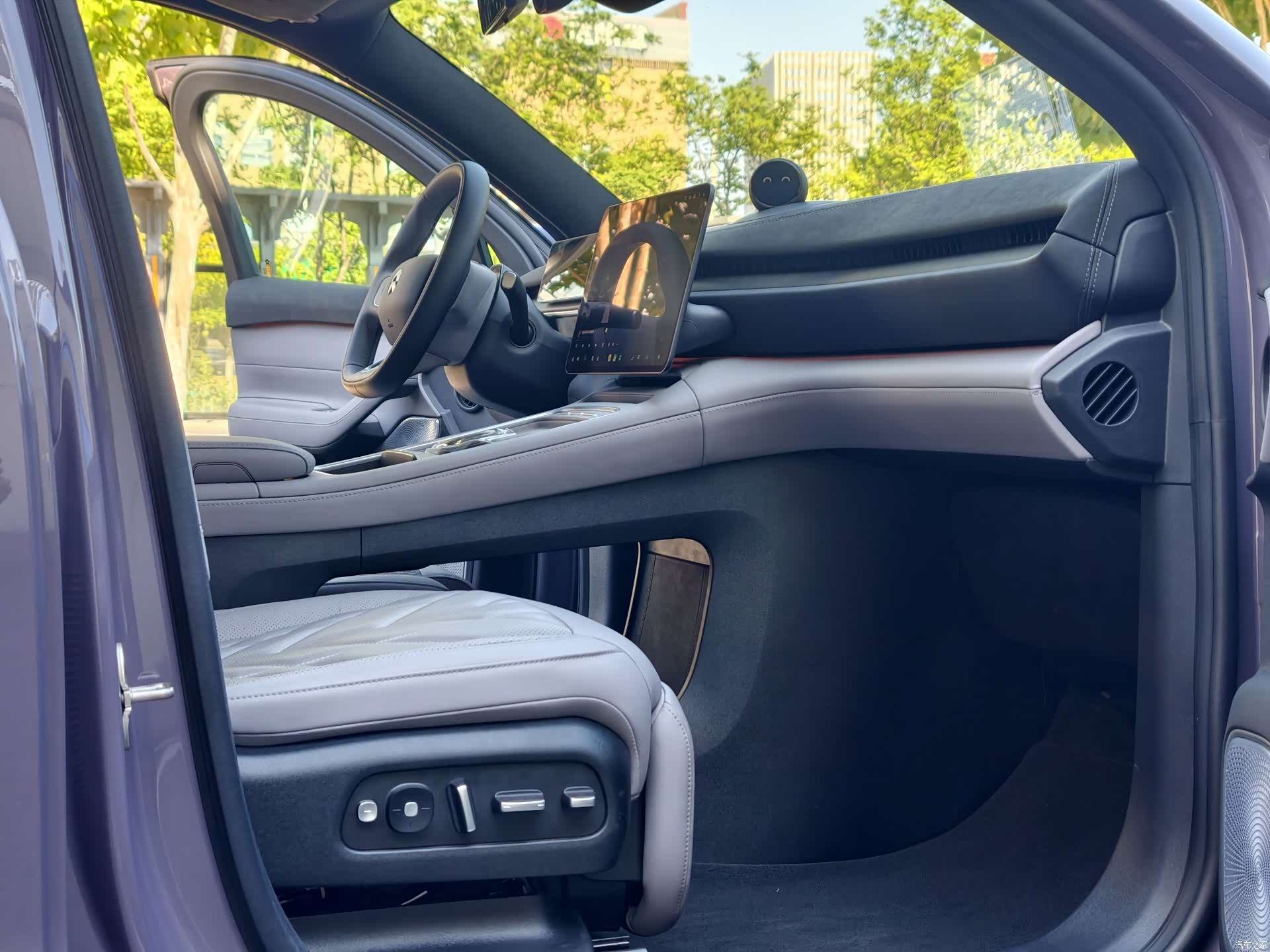 NIO EC6, 2025 9