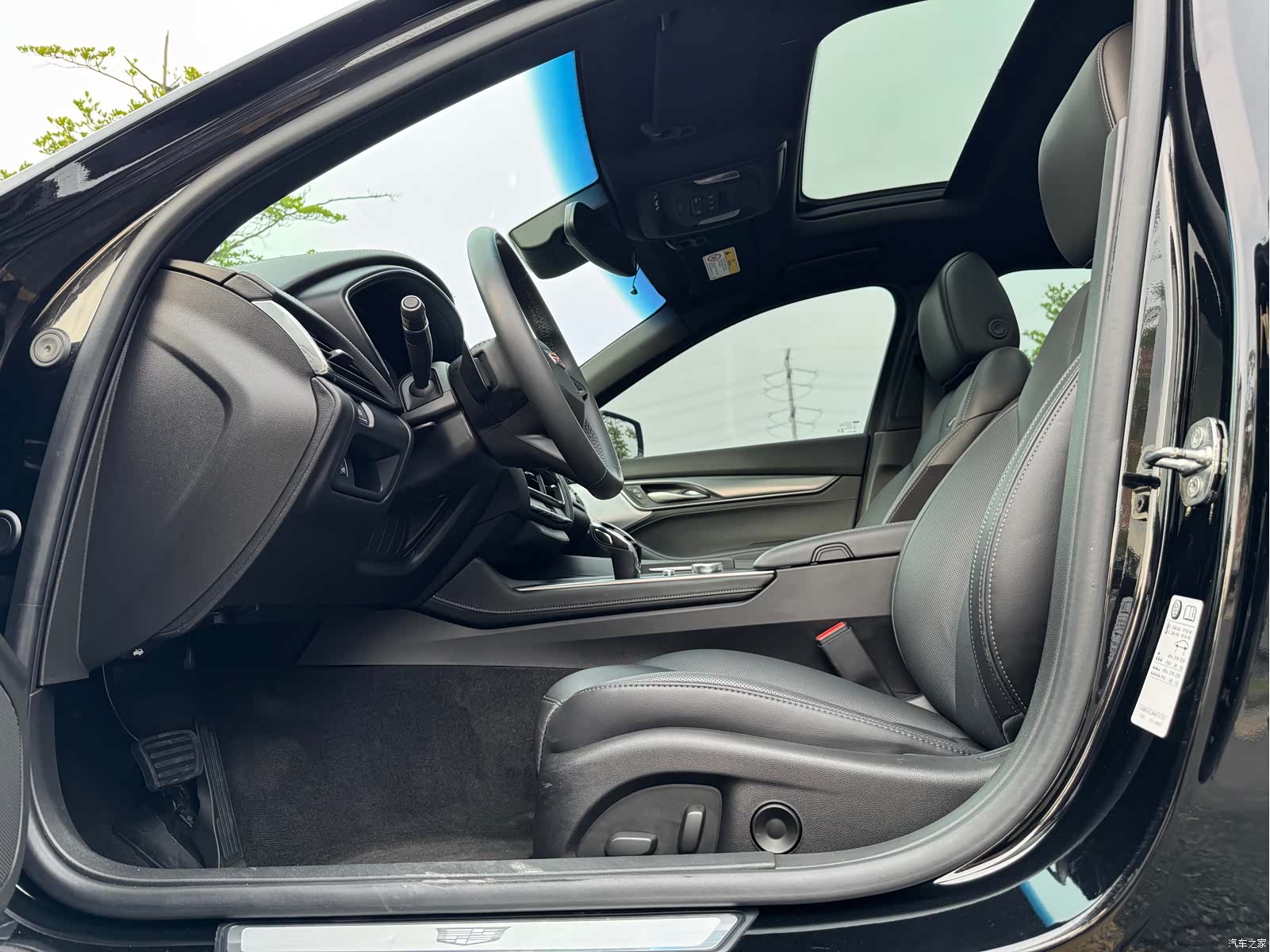 Cadillac CT5, 2023 13