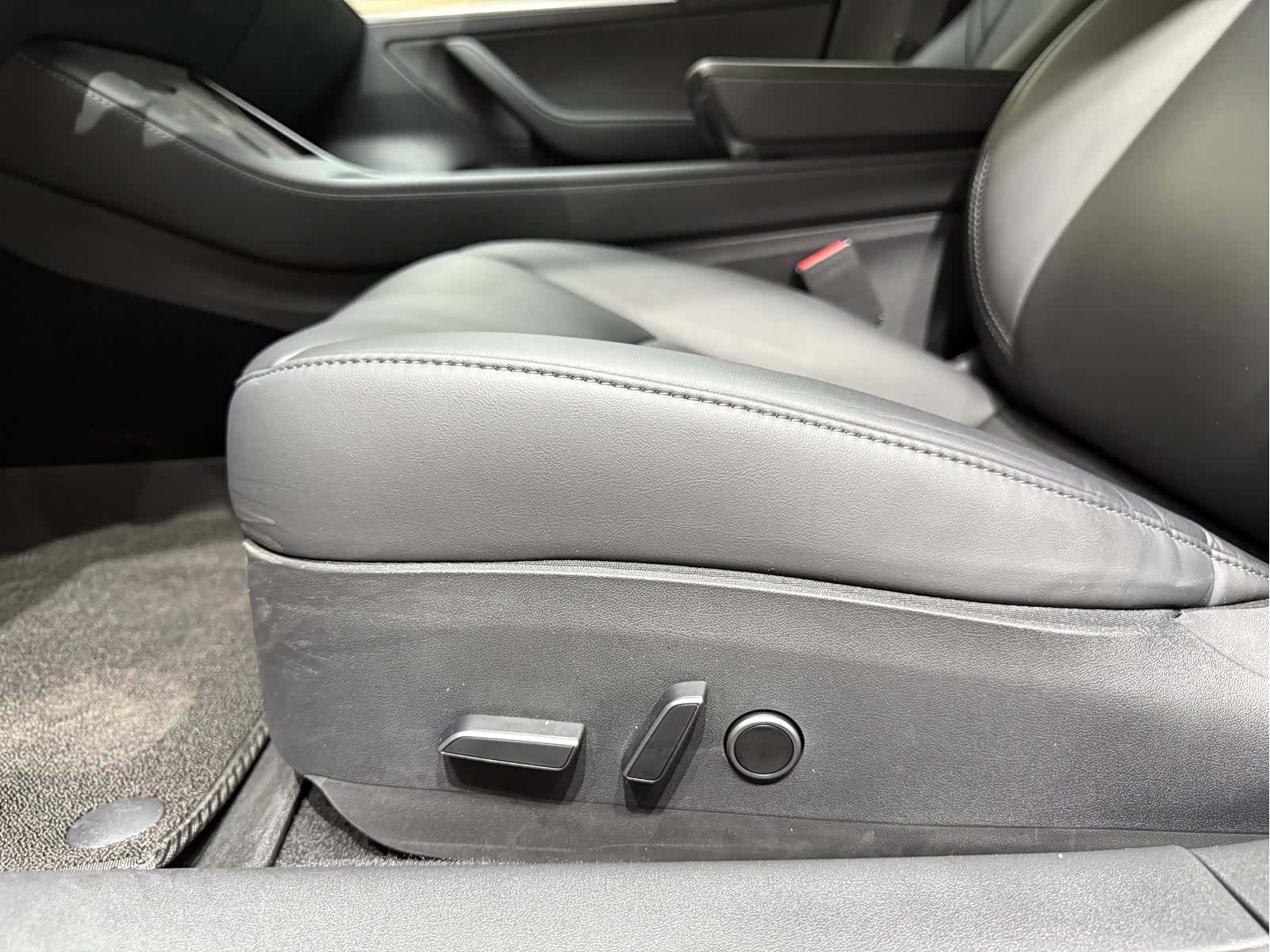 Tesla Model 3, 2022 18