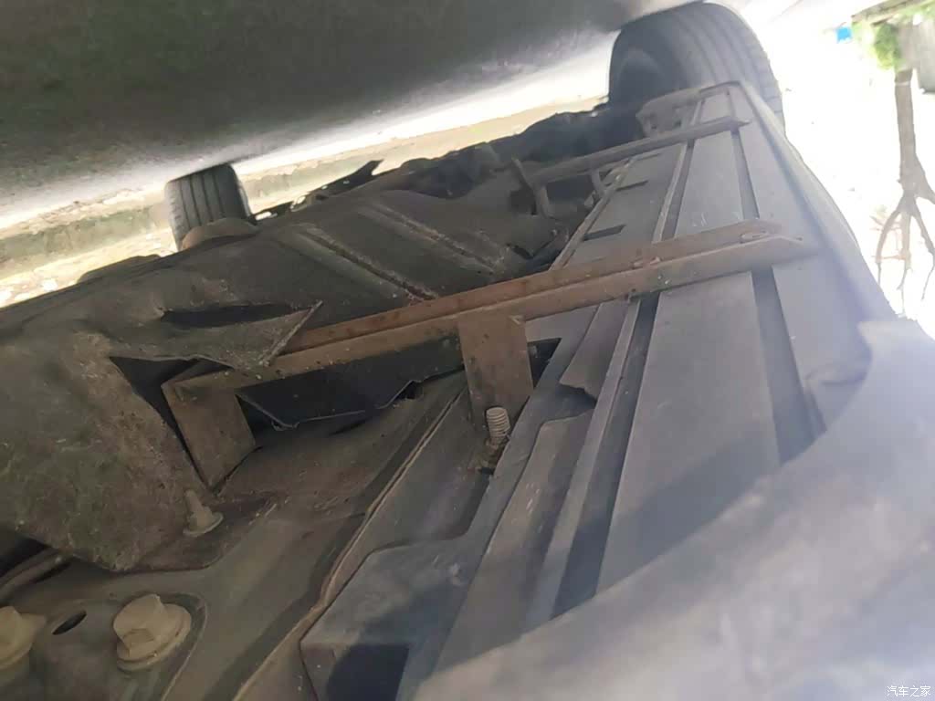 Roewe RX5, 2020 18