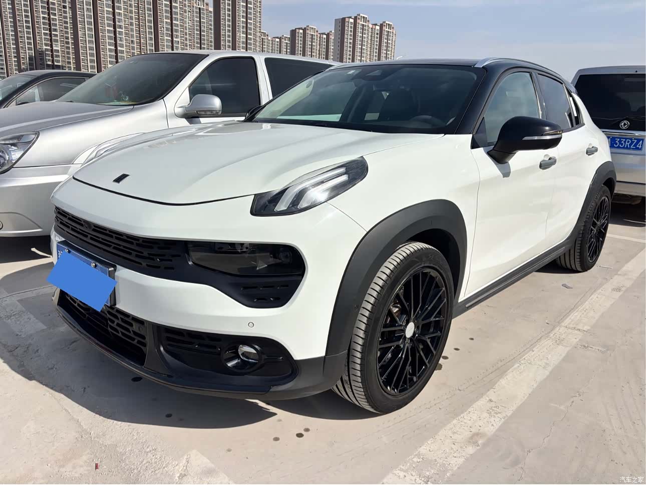 Lynk & Co 01