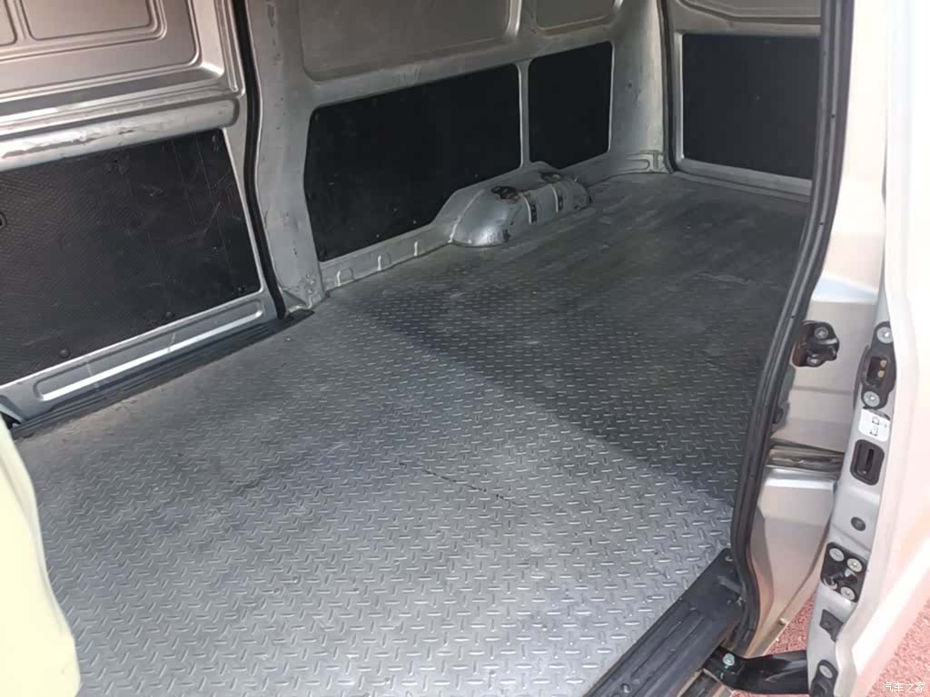 Wuling EV50, 2021 17