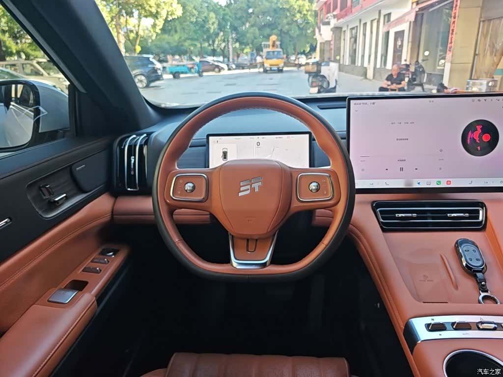 Jetour L7, 2026 11