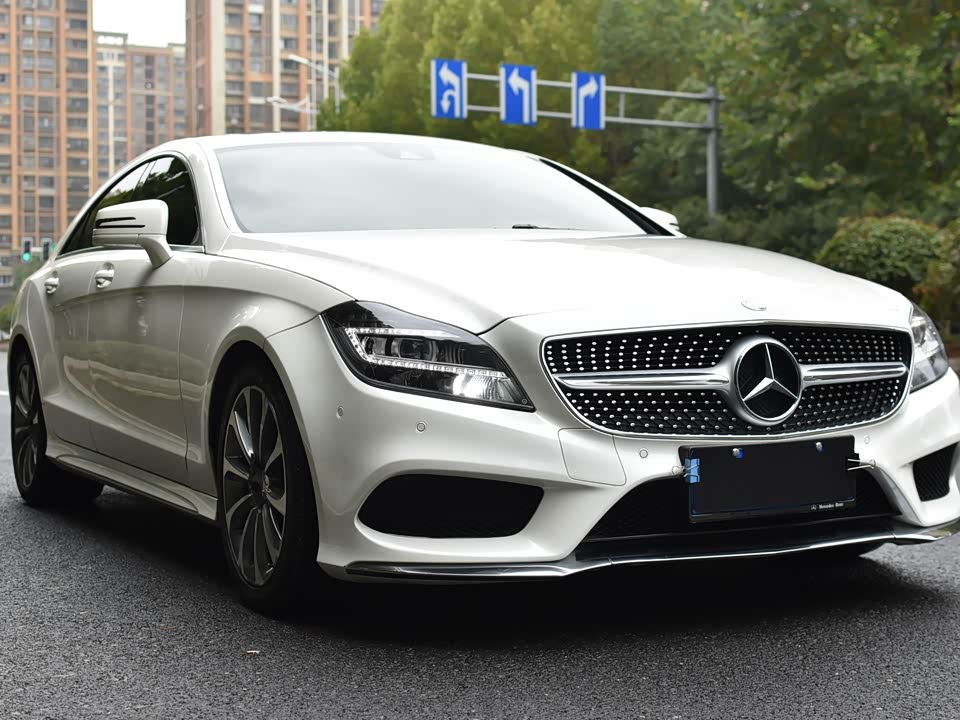 Mercedes-Benz CLS