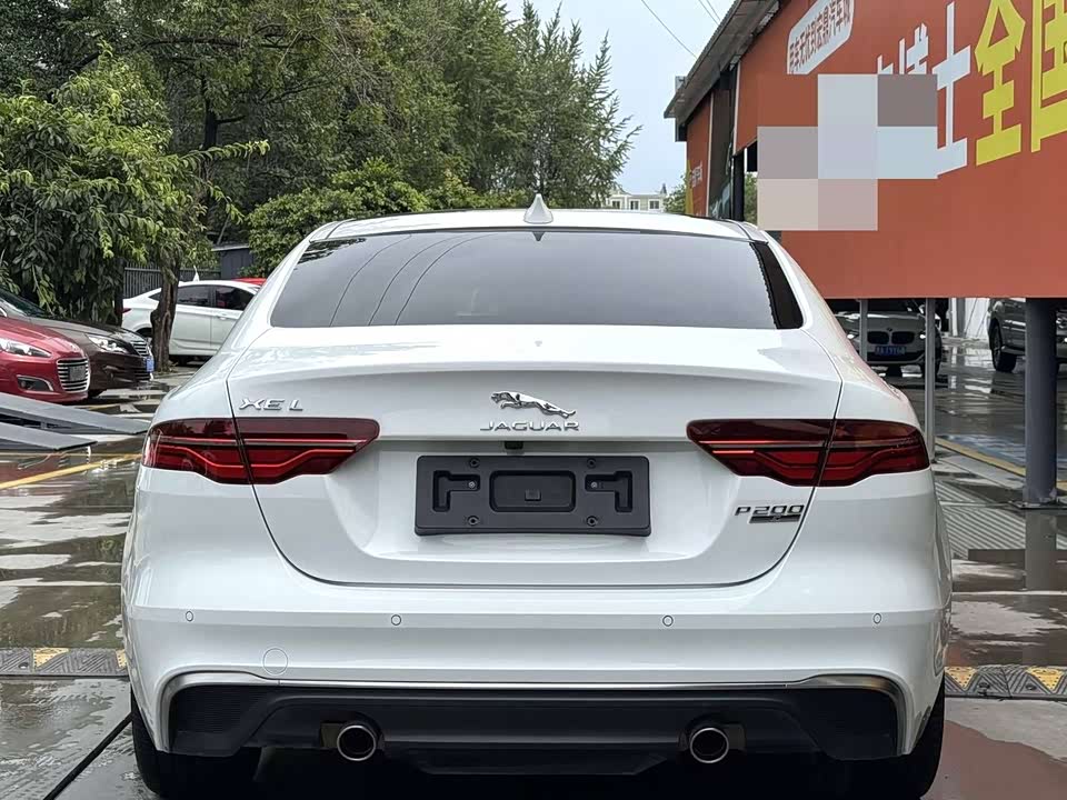 Jaguar XEL