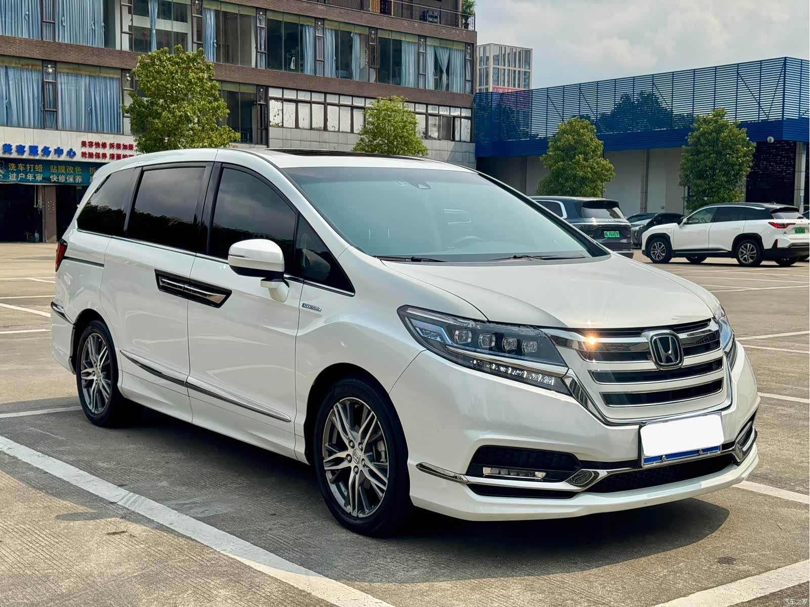 Honda Elysion, 2020 3