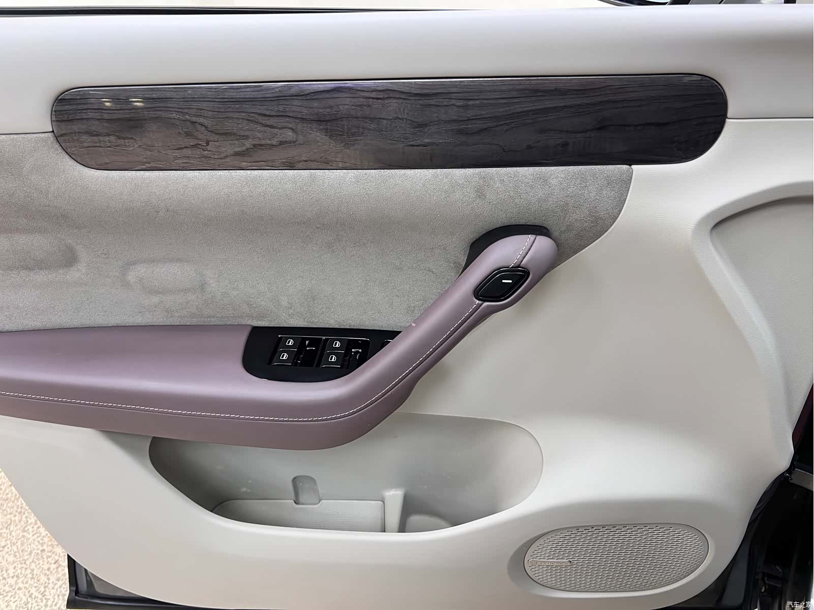 Leapmotor C11, 2022 13