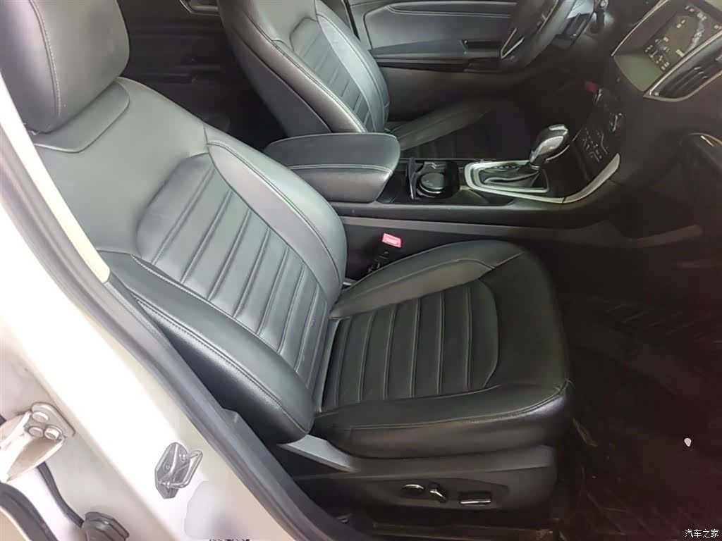Ford Edge, 2016 25