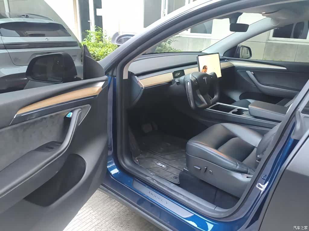Tesla Model Y, 2021 16
