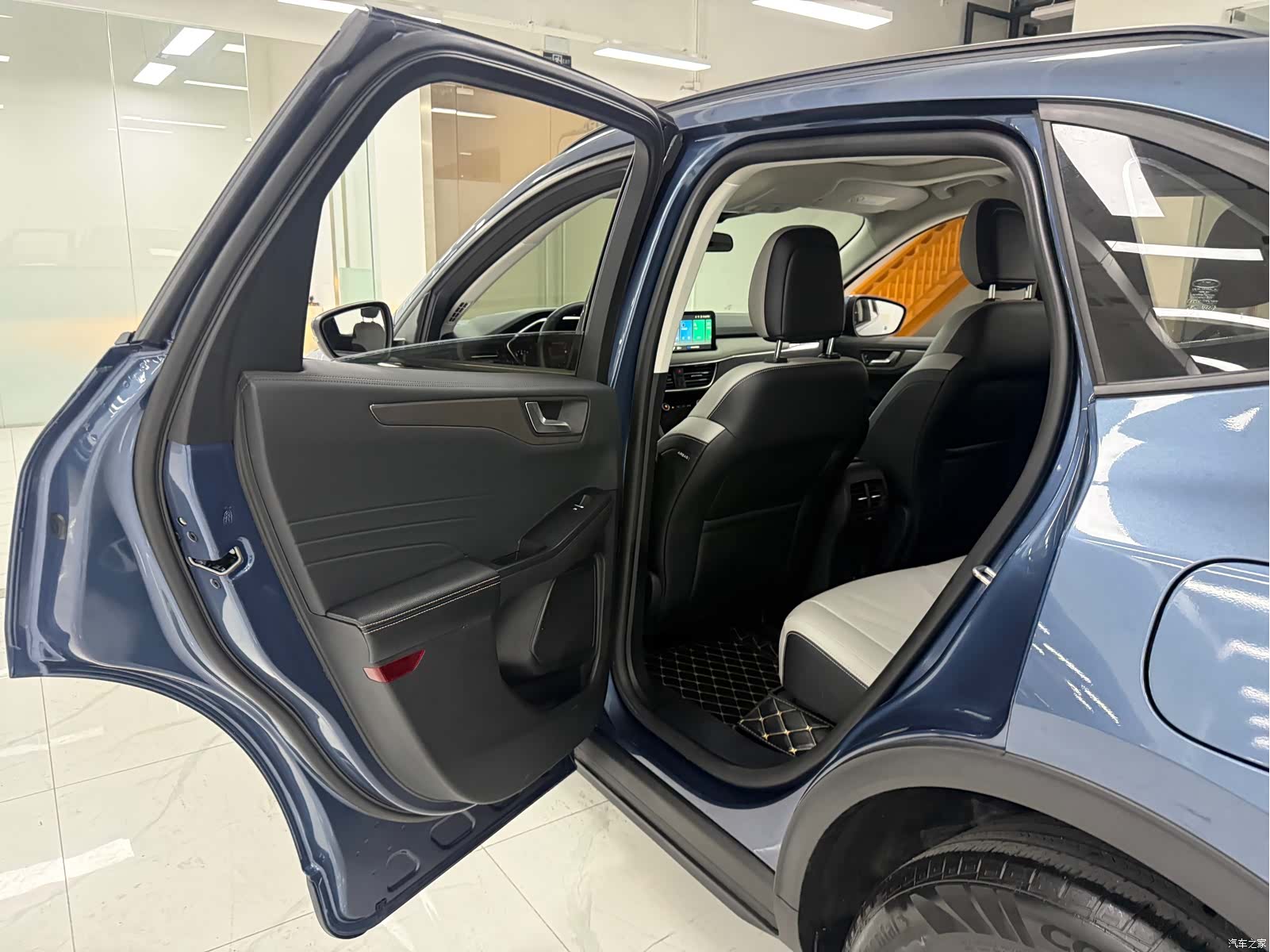 Ford Escape, 2021 13