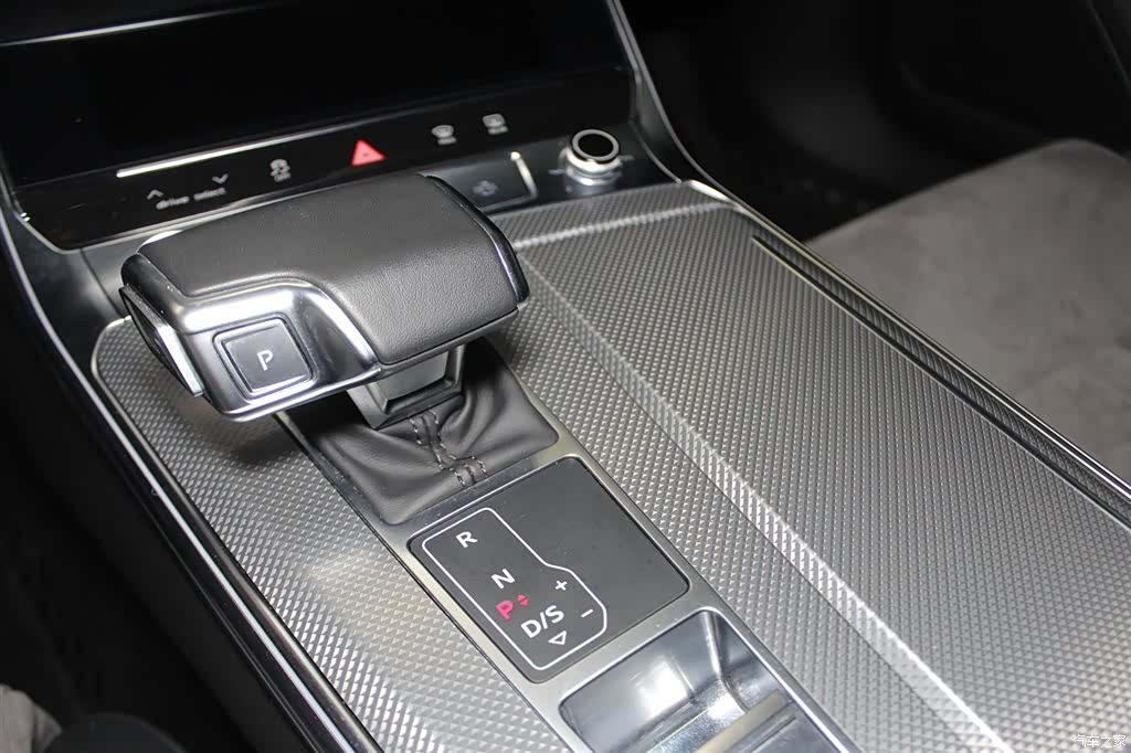 Audi A6L, 2024 12