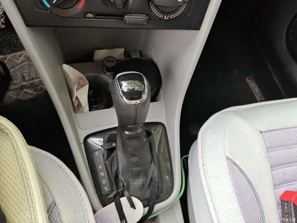 Skoda Rapid, 2014 21