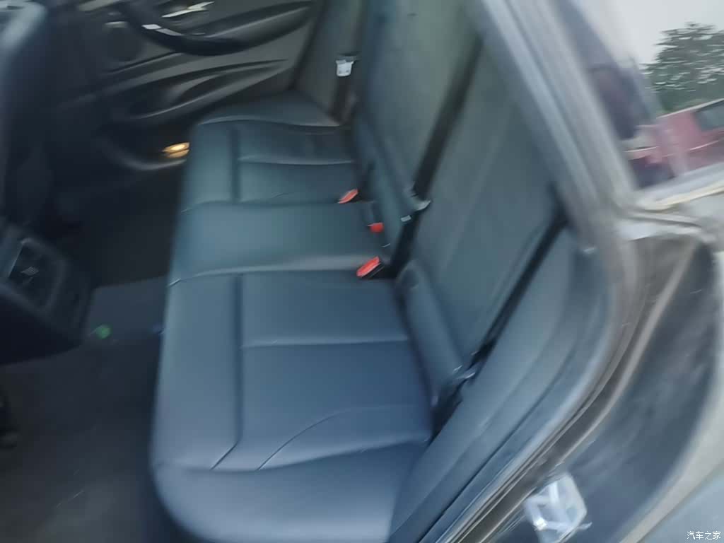 BMW 3 Series, 2018 17