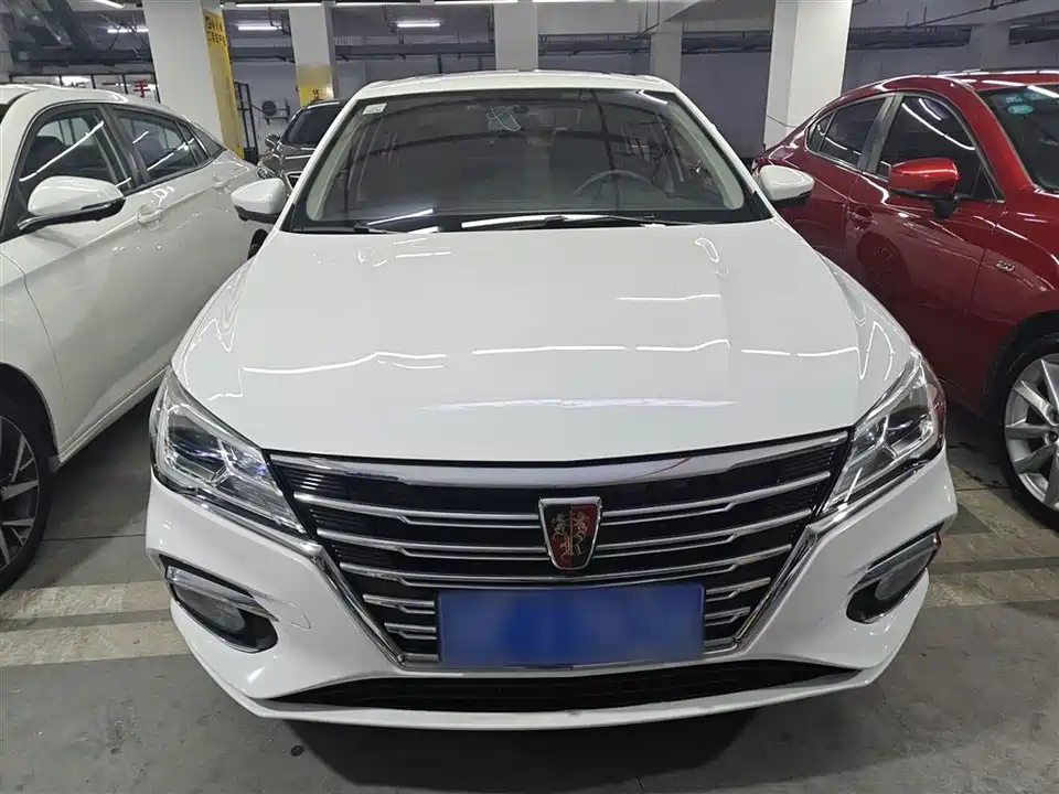 Roewe i5